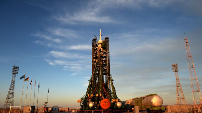 Ракета-носитель на стартовой площадке космодрома Байконур. Архивное фото Ракета-носитель на стартовой площадке космодрома Байконур. Архивное фото