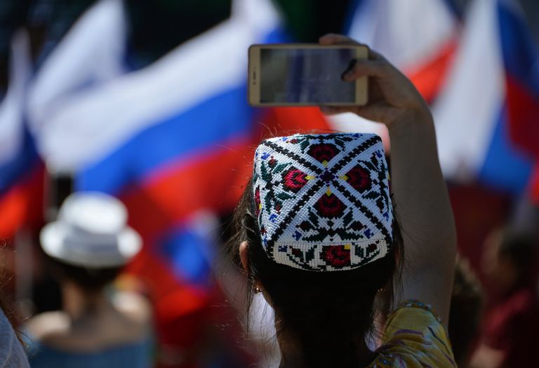 Во время празднования Дня России в Симферополе. 12 июня 2018 Во время празднования Дня России в Симферополе. 12 июня 2018