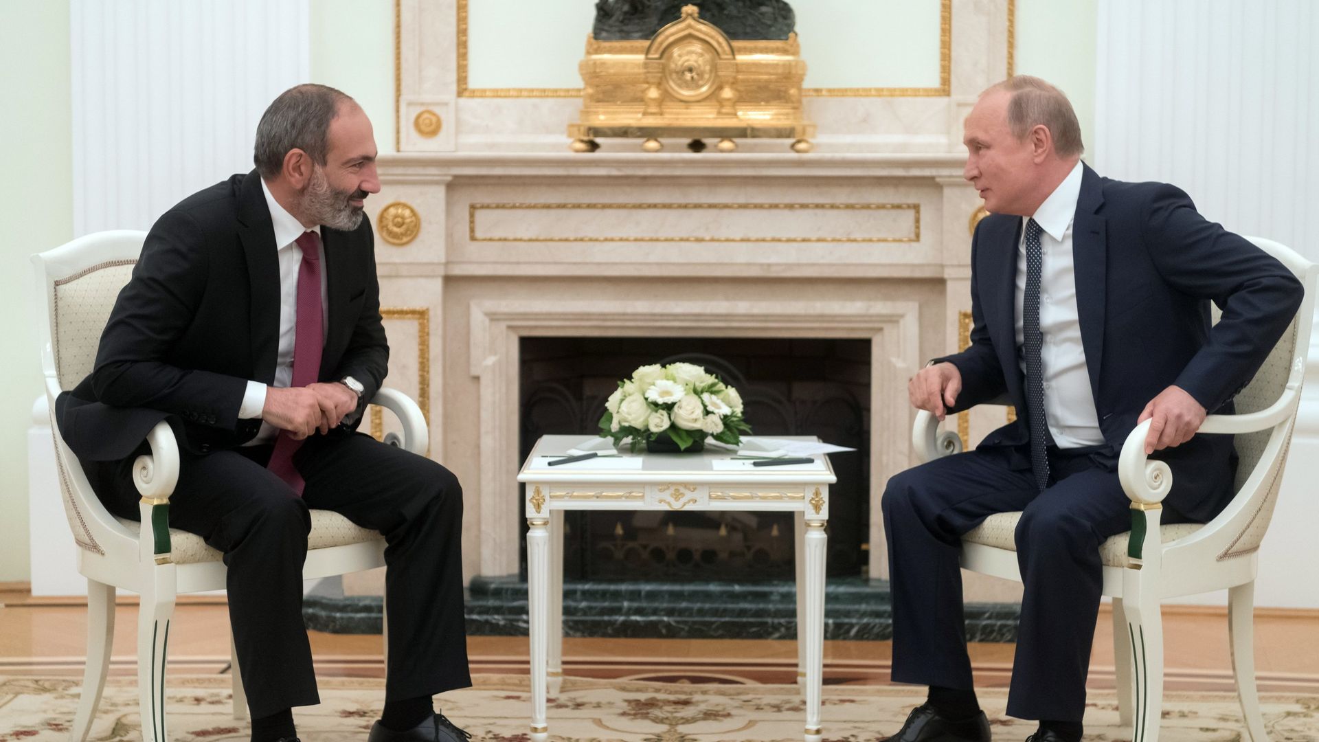 Президент РФ Владимир Путин и премьер-министр Армении Никол Пашинян Президент РФ Владимир Путин и премьер-министр Армении Никол Пашинян - РИА Новости, 1920, 27.07.2026
