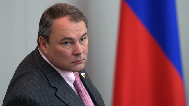Заместитель председателя Государственной Думы РФ Петр Толстой на пленарном заседании Государственной Думы РФ Заместитель председателя Государственной Думы РФ Петр Толстой на пленарном заседании Государственной Думы РФ