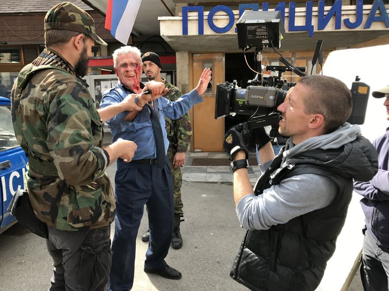 Югославский Актер Гойко Митич во время съемок фильма Балканский рубеж