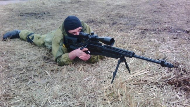 Учебно-тренировочная база полка «Азов» на территории завода «Атек», Киев. Сергей Сановский Учебно-тренировочная база полка «Азов» на территории завода «Атек», Киев. Сергей Сановский