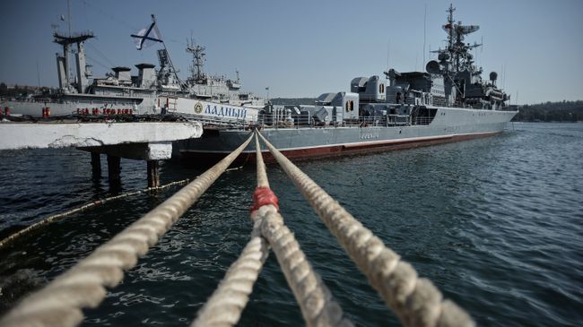 Военно-морская база Черноморского флота РФ в Севастополе Военно-морская база Черноморского флота РФ в Севастополе