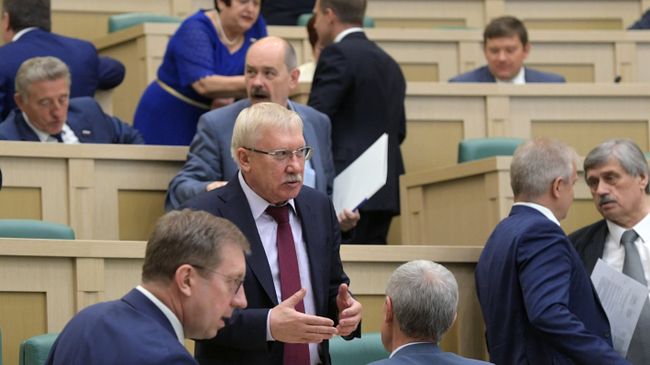 Член комитета Совета Федерации РФ по международным делам Олег Морозов 