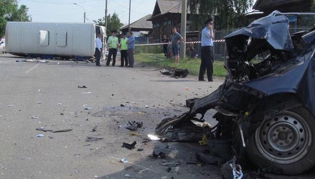 Место ДТП с участием автобусом в Минусинске. 27 июня 2018 Место ДТП с участием автобусом в Минусинске. 27 июня 2018