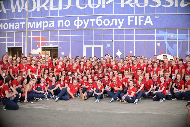 Волонтеры всегда готовы прийти на помощь любому, ведь volunteer с французского переводится как добрая воля