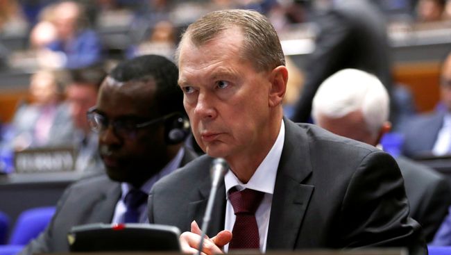 Постоянный представитель России при Организации Объединенных Наций по запрещению химического оружия Александр Шульгин выступает на специальной сессии ОЗХО в Гааге, Нидерланды. 26 июня 2018 Постоянный представитель России при Организации Объединенных Наций по запрещению химического оружия Александр Шульгин выступает на специальной сессии ОЗХО в Гааге, Нидерланды. 26 июня 2018