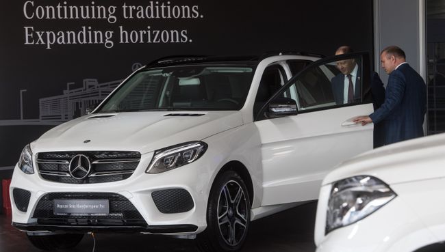 Один из легковых автомобилей Mercedes, которые будут выпускаться на заводе в Московской области. Архивное фото Один из легковых автомобилей Mercedes, которые будут выпускаться на заводе в Московской области. Архивное фото
