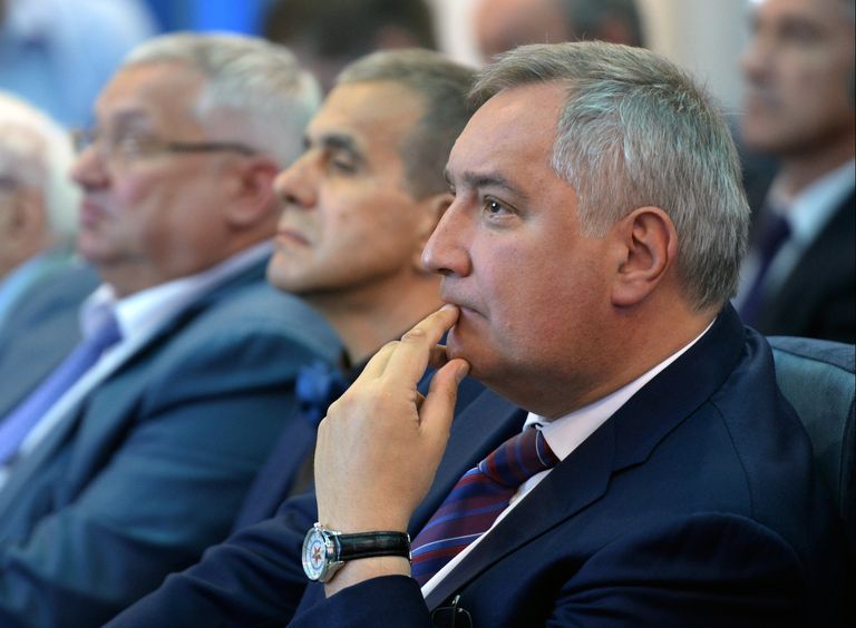  Генеральный директор ГК Роскосмос Дмитрий Рогозин выступает на научно-практической конференции Основные задачи и перспективы развития госкорпорации Роскосмос. 28 июня 2018 