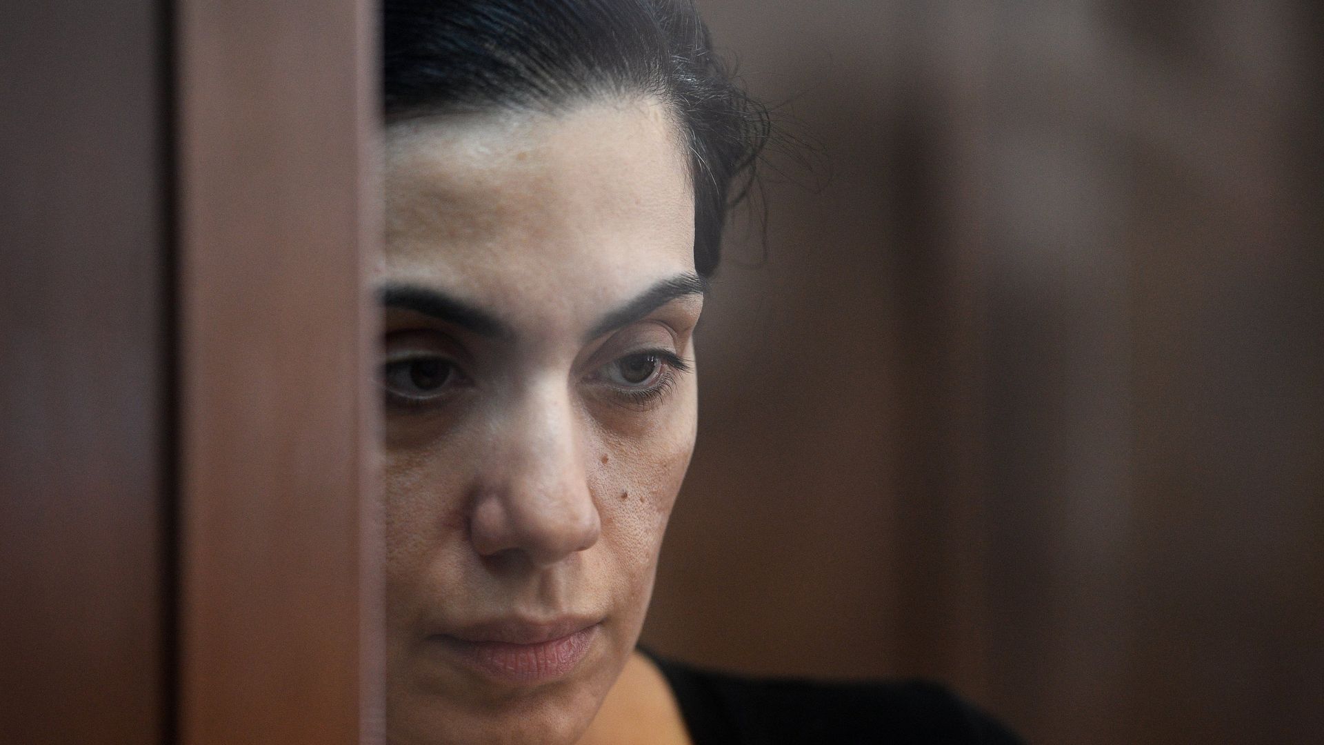 Член правления компании Интер РАО Карина Цуркан, подозреваемая в шпионаже в пользу Румынии, во время рассмотрения жалобы на арест в Московском городском суде. 28 июня 2018 Член правления компании Интер РАО Карина Цуркан, подозреваемая в шпионаже в пользу Румынии, во время рассмотрения жалобы на арест в Московском городском суде. 28 июня 2018 - РИА Новости, 1920, 18.10.2021