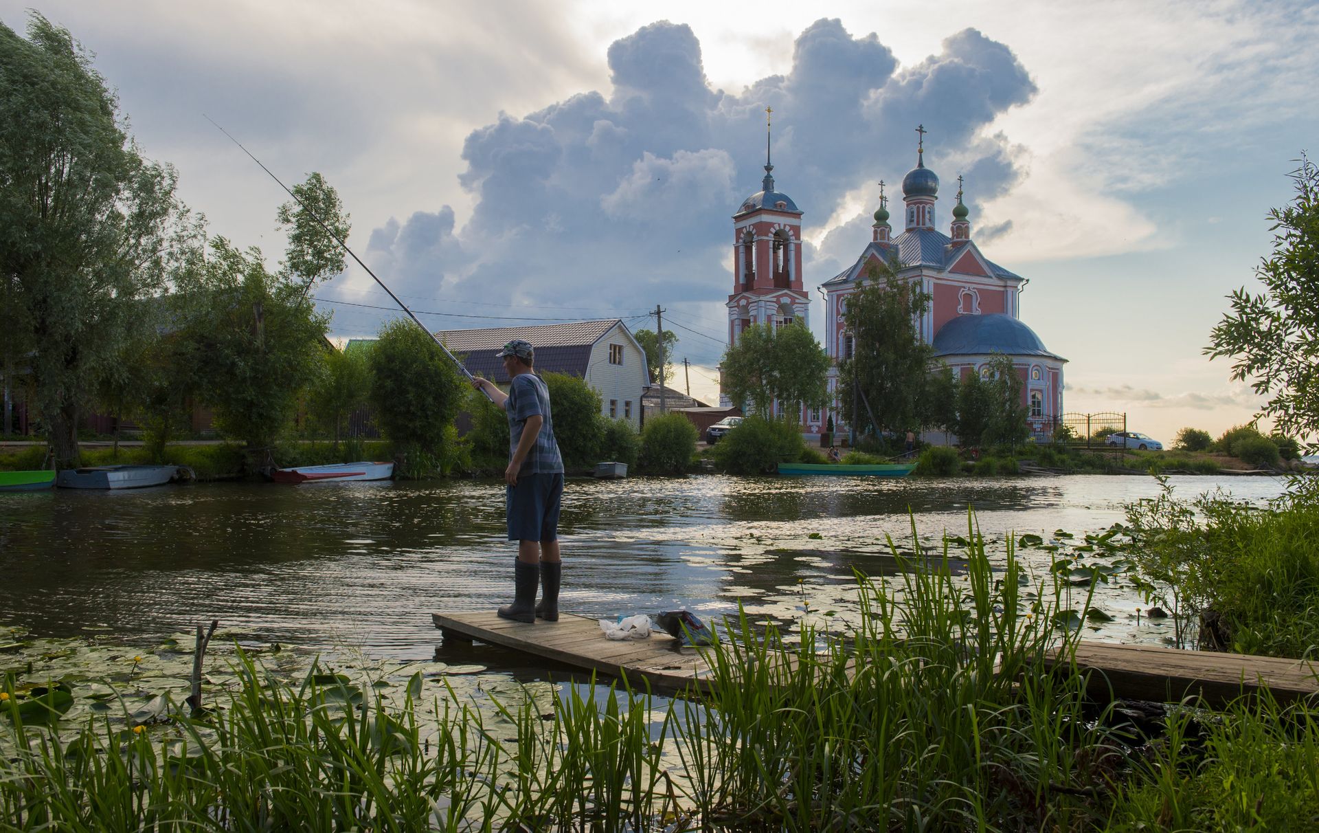 Церковь Сорока мучеников на Плещеевом озере в городе Переславль-Залесский - РИА Новости, 1920, 28.03.2023