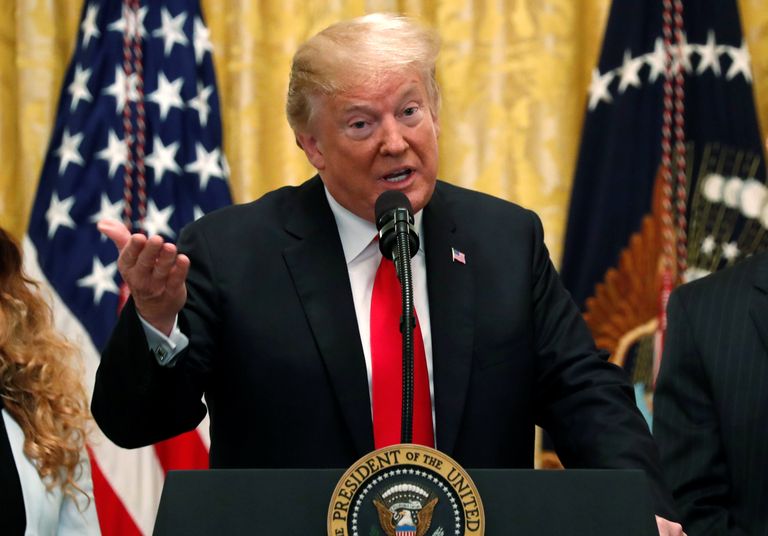 Президент США Дональд Трамп выступает в Белом доме в связи с налоговой реформой. 29 июня 2018