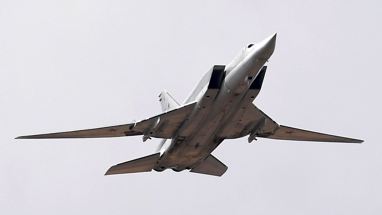 Дальний ракетоносец-бомбардировщик Ту-22М3 Дальний ракетоносец-бомбардировщик Ту-22М3 - РИА Новости, 1920, 23.03.2021
