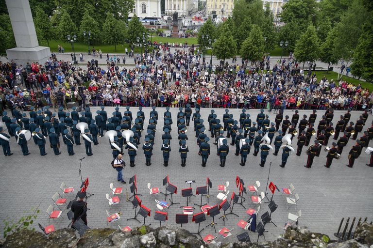 Открытие программы Военные оркестры в парках в Александровском саду. 19 мая 2018 Открытие программы Военные оркестры в парках в Александровском саду. 19 мая 2018