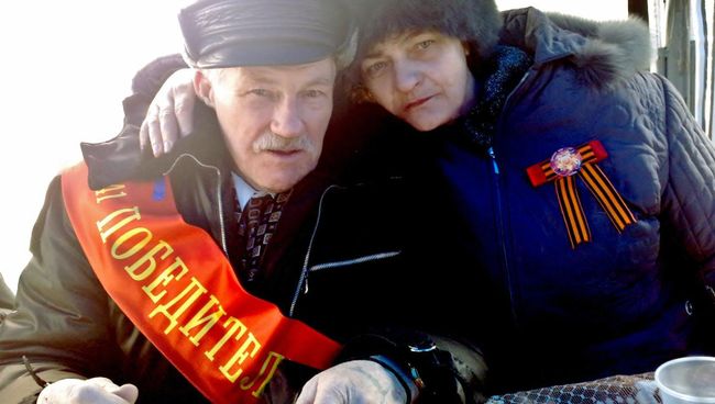 Владимир Николенко с дочерью Людмилой Владимир Николенко с дочерью Людмилой