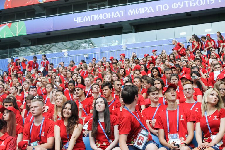 Для волонтеров были организованы турниры по литературным и интеллектуально-творческим играм Для волонтеров были организованы турниры по литературным и интеллектуально-творческим играм
