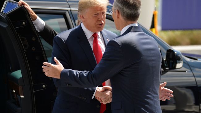 Дональд Трамп и Йенс Столтенберг