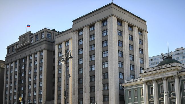 Здание Госдумы РФ. Архивное фото Здание Госдумы РФ. Архивное фото