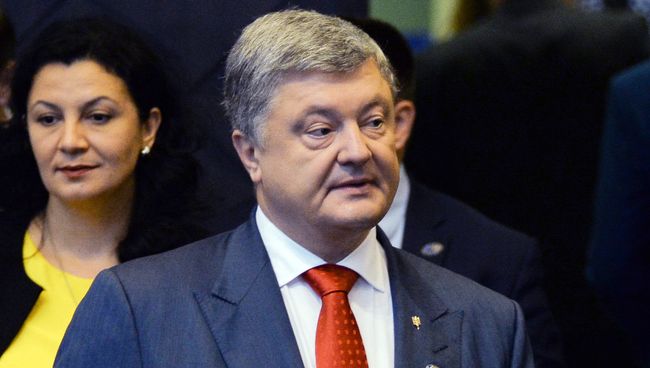 Президент Украины Петр Порошенко на саммите стран-участниц НАТО в Брюсселе. Архивное фото Президент Украины Петр Порошенко на саммите стран-участниц НАТО в Брюсселе. Архивное фото