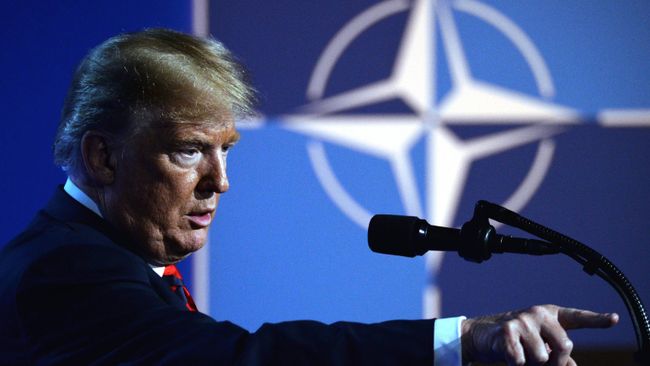 Президент США Дональд Трамп на саммите НАТО в Брюсселе