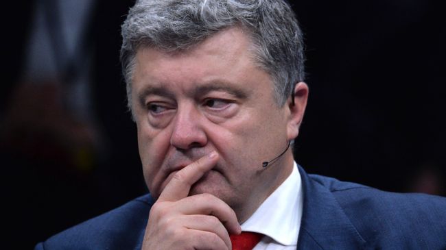 Президент Украины Петр Порошенко на саммите НАТО в Брюсселе. 12 июля 2018 Президент Украины Петр Порошенко на саммите НАТО в Брюсселе. 12 июля 2018