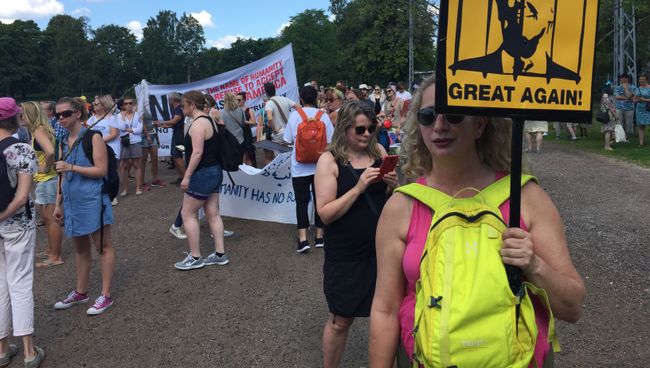 Участники митинга за права человека накануне встречи Владимира Путина и Дональда Трампа. 15 июля 2018 Участники митинга за права человека накануне встречи Владимира Путина и Дональда Трампа. 15 июля 2018