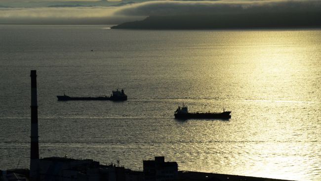 Судно в море Судно в море