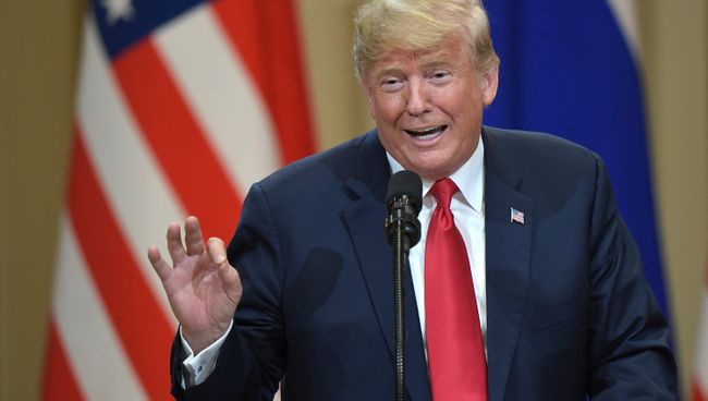 Президент США Дональд Трамп на совместной с президентом РФ Владимиром Путиным пресс-конференции по итогам встречи в Хельсинки. 16 июля 2018 Президент США Дональд Трамп на совместной с президентом РФ Владимиром Путиным пресс-конференции по итогам встречи в Хельсинки. 16 июля 2018