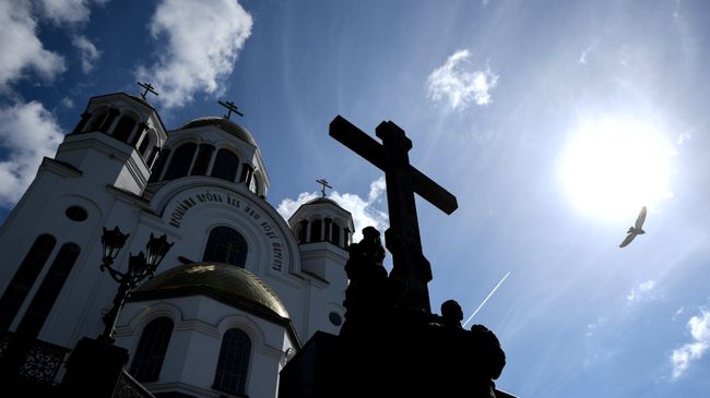 Храм-Памятник на Крови во имя Всех святых, в земле Российской Просиявших в Екатеринбурге Храм-Памятник на Крови во имя Всех святых, в земле Российской Просиявших в Екатеринбурге