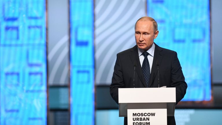 Президент РФ Владимир Путин выступает на Московском урбанистическом форуме. 18 июля 2018 Президент РФ Владимир Путин выступает на Московском урбанистическом форуме. 18 июля 2018