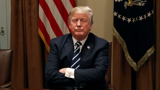 Президент США Дональд Трамп в Белом доме, Вашингтон, США. 17 июля 2018 Президент США Дональд Трамп в Белом доме, Вашингтон, США. 17 июля 2018
