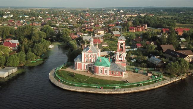 Храм Сорока мучеников Севастийских в городе Переславль-Залесский Ярославской области