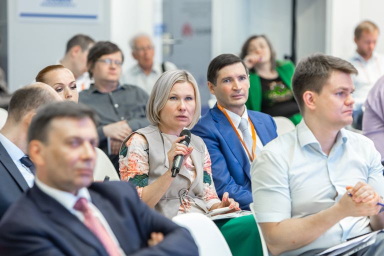 Актуальность затронутых в рамках круглого стола вопросов подтверждается решением участников – регулярно проводить встречи подобного формата Актуальность затронутых в рамках круглого стола вопросов подтверждается решением участников – регулярно проводить встречи подобного формата