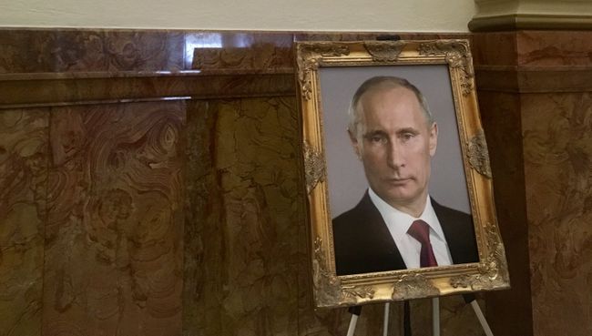Портрет Владимира Путина в здании Капитолия в Колорадо Портрет Владимира Путина в здании Капитолия в Колорадо