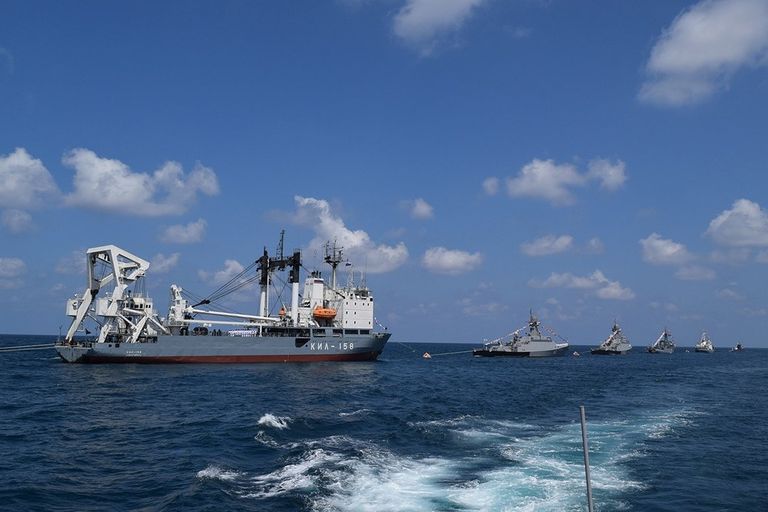  Парад на рейде сирийского порта Тартус в День ВМФ России. 29 июля 2018