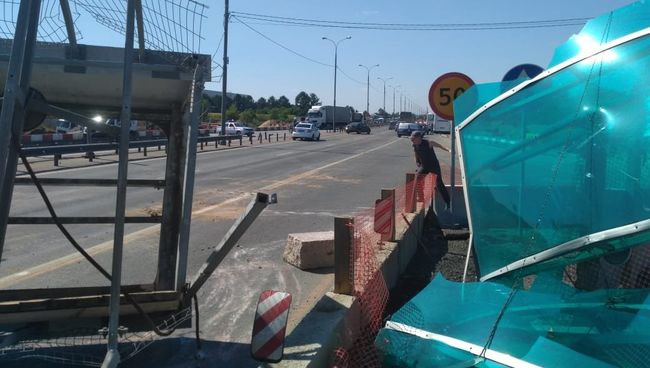 Последствия ДТП с участием КамАЗа на Ярославском шоссе возле Пушкино. 31 июля 2018 Последствия ДТП с участием КамАЗа на Ярославском шоссе возле Пушкино. 31 июля 2018