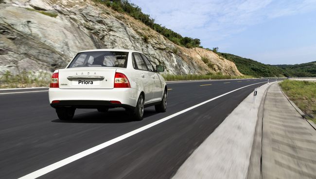 Автомобиль Lada Priora Автомобиль Lada Priora