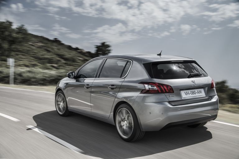 Автомобиль Peugeot 308 Автомобиль Peugeot 308