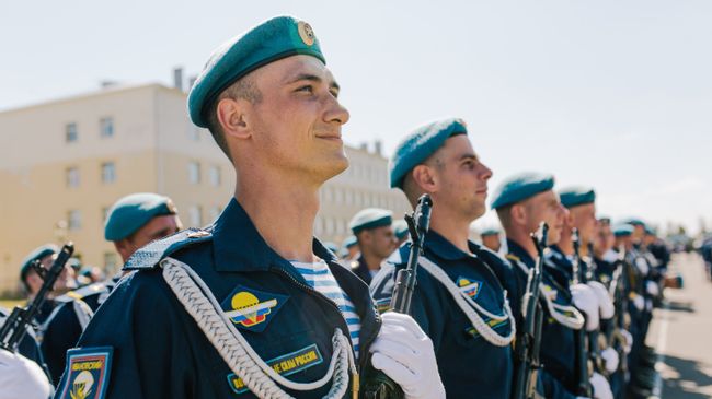Празднование Дня ВДВ. Архивное фото