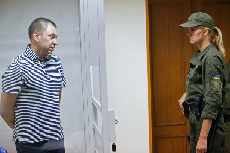Руководитель портала РИА Новости Украина Кирилл Вышинский в зале апелляционного суда Херсонской области Украины. 6 августа 2018 Руководитель портала РИА Новости Украина Кирилл Вышинский в зале апелляционного суда Херсонской области Украины. 6 августа 2018