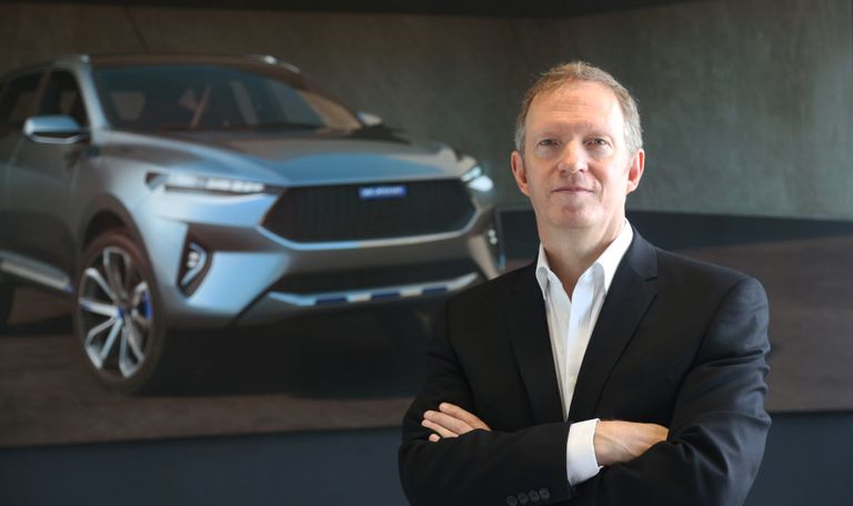 Шеф-дизайнер марки Haval Фил Симмонс
