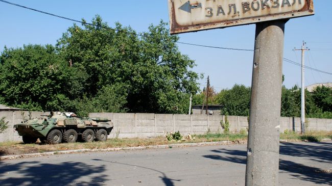 Военная техника в Иловайске Донецкой области. Архивное фото Военная техника в Иловайске Донецкой области. Архивное фото
