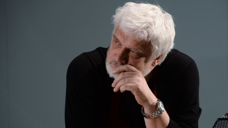 Дмитрий Брусникин на показе спектакля Иллюзии на сцене МХТ им. А.П. Чехова Дмитрий Брусникин на показе спектакля Иллюзии на сцене МХТ им. А.П. Чехова