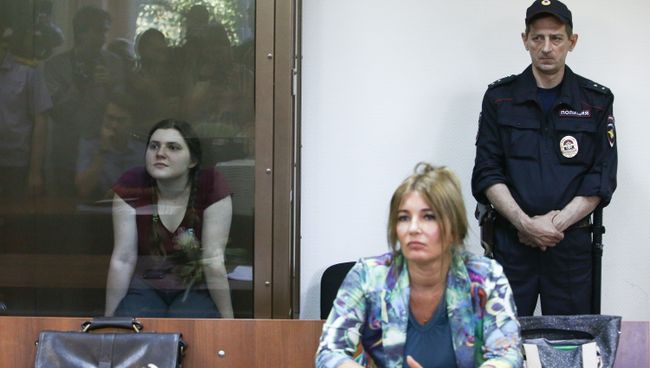 Фигурантка дела Нового величия Анна Павликова в Дорогомиловском суде Москвы. Архивное фото Фигурантка дела Нового величия Анна Павликова в Дорогомиловском суде Москвы. Архивное фото