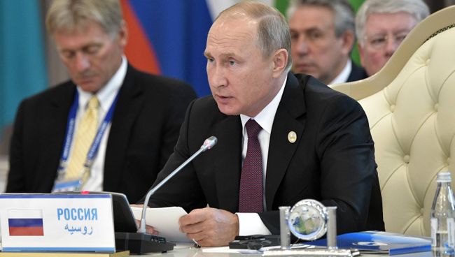 Владимир Путин на встрече глав государств-участников V Каспийского саммита в Актау. 12 августа 2018 Владимир Путин на встрече глав государств-участников V Каспийского саммита в Актау. 12 августа 2018