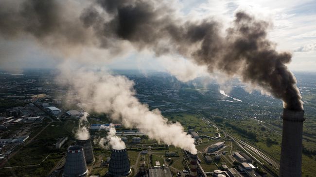 Трубы ТЭЦ-5 в городе Омске Трубы ТЭЦ-5 в городе Омске