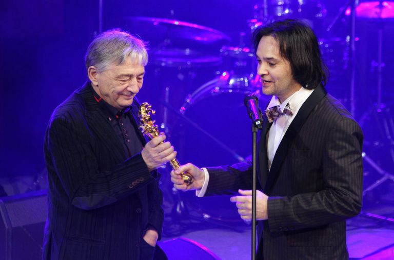Писатель Эдуард Успенский, ставший лауреатом премии Золотой Джокер MAXIM Jameson 2013 в номинации Человек-легенда Писатель Эдуард Успенский, ставший лауреатом премии Золотой Джокер MAXIM Jameson 2013 в номинации Человек-легенда