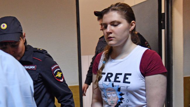 Анна Павликова в Дорогомиловском суде Москвы. 16 августа 2018 Анна Павликова в Дорогомиловском суде Москвы. 16 августа 2018