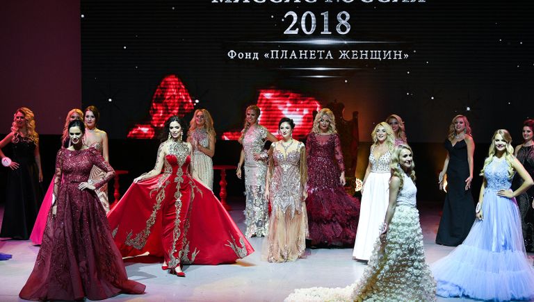 Участницы во время финала всероссийского конкурса Миссис Россия-2018 в театрально-концертном зале Планета КВН в Москве Участницы во время финала всероссийского конкурса Миссис Россия-2018 в театрально-концертном зале Планета КВН в Москве