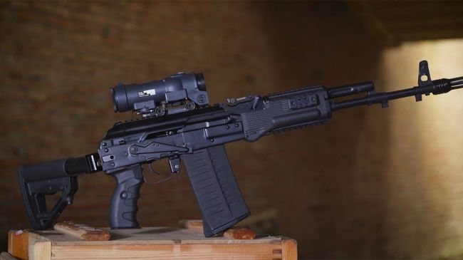 Автомат АК-308. Архивное фото Автомат АК-308. Архивное фото